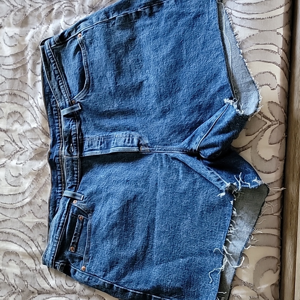 Plus Size Levis 501 shorts 20W